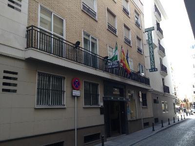 Reyes Catolicos 3* Seville